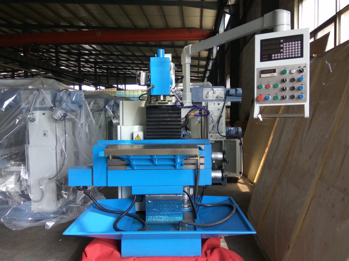 Máquina de fresado de herramientas XL8145