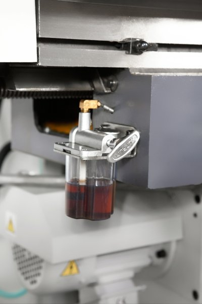 Máquina de fresado y perforación UWF130