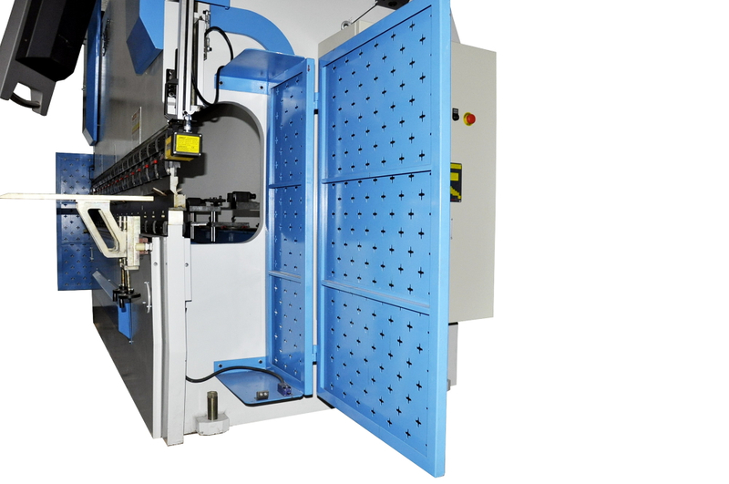 Hydrauliczna Prasa CNC 3200 x 200t