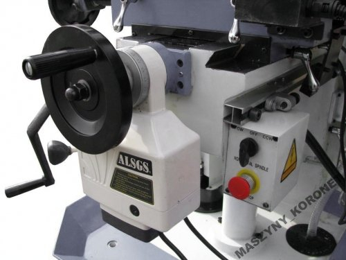 Máquina de perforación y fresado ZX7550 CW
