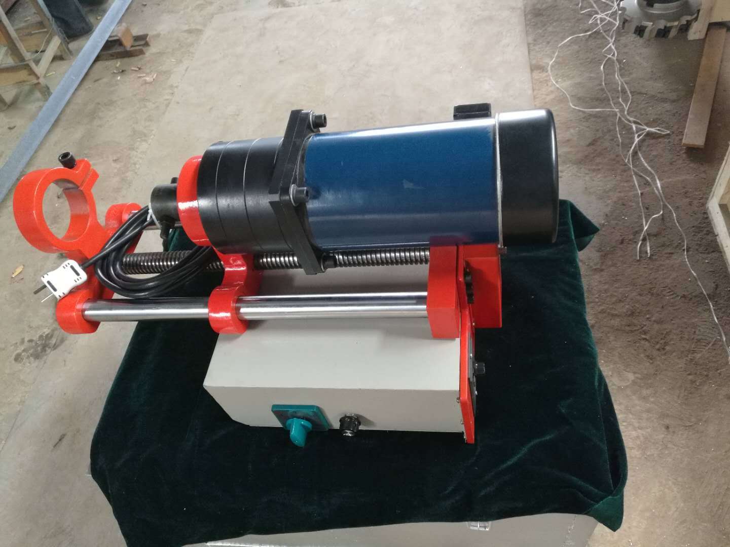 Máquina aburrida JRT50