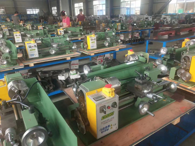 Mini Lathe CJ0618x350 mm Motor de CC sin escobillas 