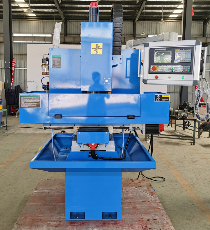 Máquina de fresado CNC XK7120