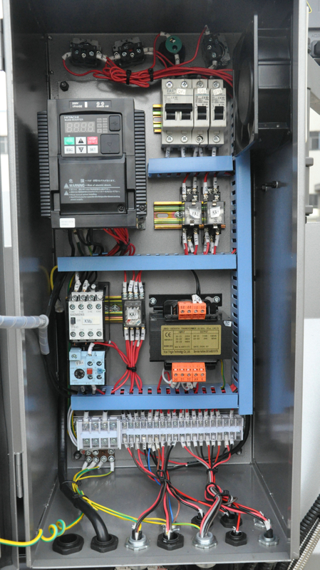 Caja de alimentación de accionamiento del invitador de frecuencia de frecuencia Motor de motor C0636DV/1000 mm