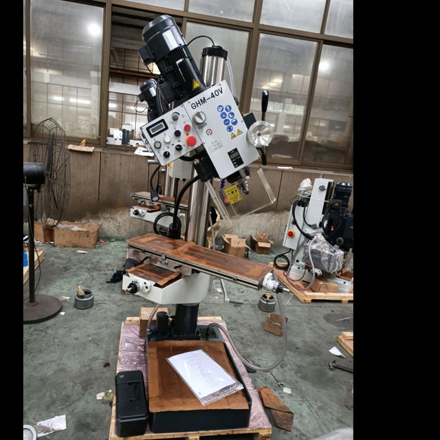 Máquina de perforación vertical y fresado de velocidad variable DH40CTV