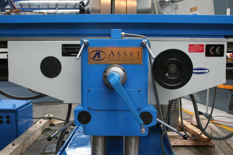 MHD2000. Molino universal. ISO 50, 2000 mm x 500 mm de mesa, 3 ejes Servo Drive & Feeds,