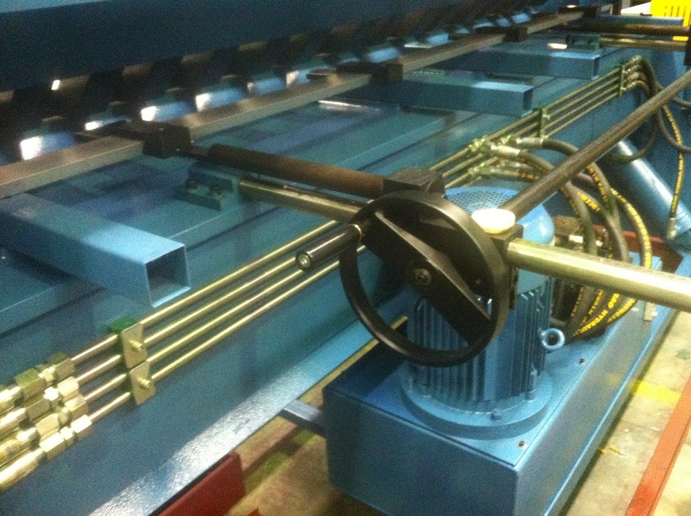 FHPB4004. Carpeta PanBrake. Hidráulico completo. 4000 mm x 4 mm con ajuste de pliegue de ángulo de ajuste rápido.