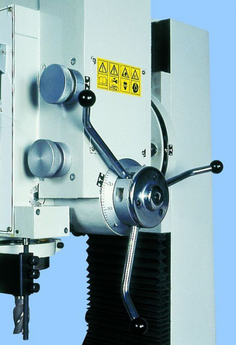 Máquina de perforación y fresado de automóviles Zay7045afg