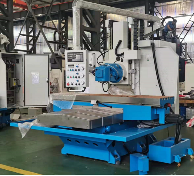 Máquina de fresado universal x716