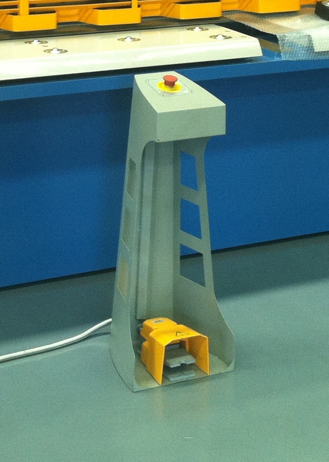  FHPB3204CNC2. Carpeta PanBrake. Hidráulico completo. 3200 mm x 4 mm, plegador 2 eje CNC gráfico