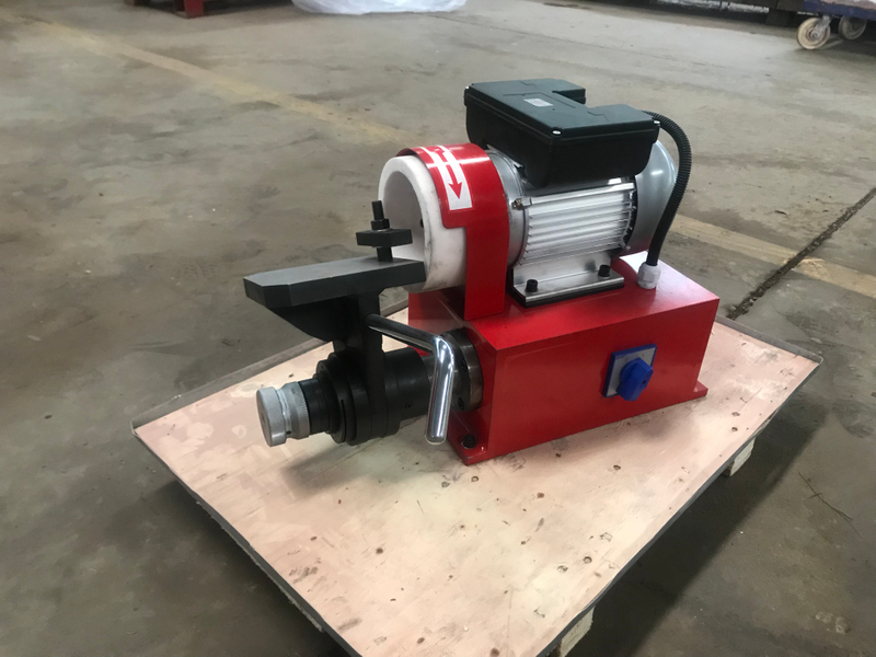 Máquina de molienda de tapa y varilla DM50