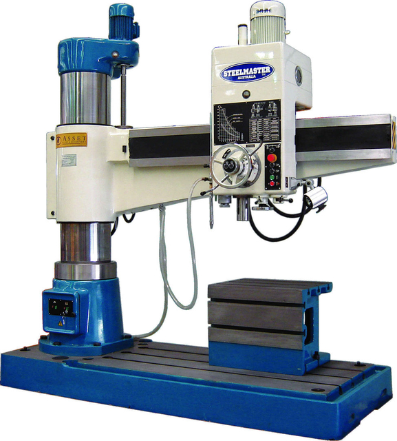 RD2063. Taladro de brazo radial Steelmaster. Brazo de 2000 mm, capacidad de perforación de 63 mm, husillo de 5 mt,